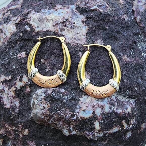 Vintage 14K Fine Tri Color Gold Diamond Cut Hollow Hoop Earrings - Picture 9 of 9